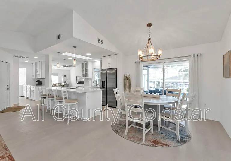 9509 Saint Paul Dr — Photo 13