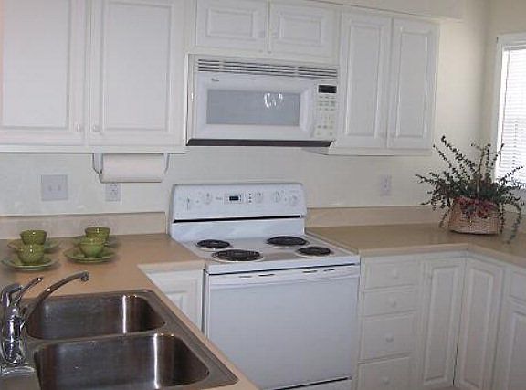 2nd image of 208 Old Brickyard Cir