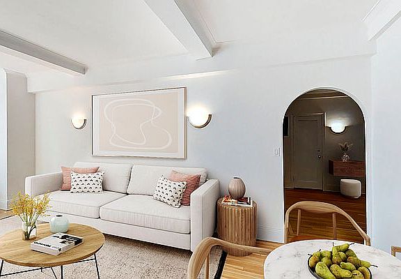 2nd image of 360 E 55th St APT 6D