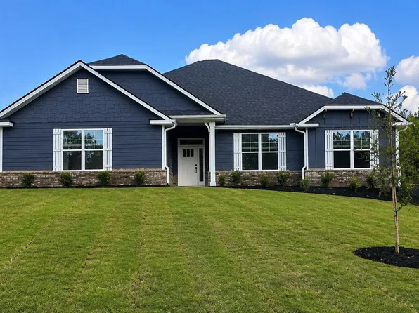 217 Great Waters Ln, Macon, GA 31220