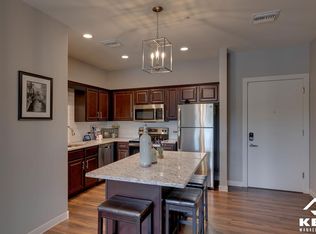 3252 E Douglas Ave APT 406, Wichita, KS 67208
