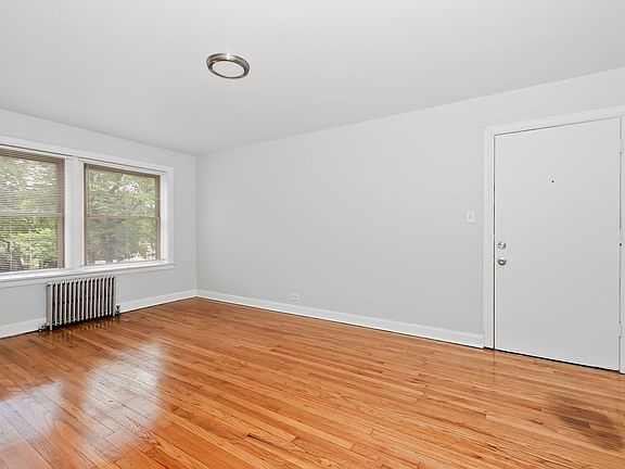 4th image of 5618 S Martin Luther King Dr #2F