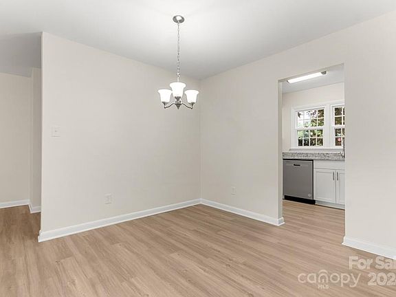 5th image of 4601 Coronado Dr APT F