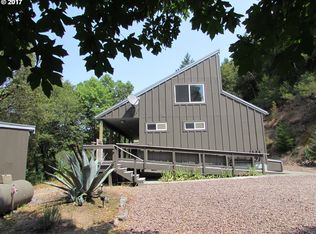 21200 High Prairie Rd, Brookings, OR 97415