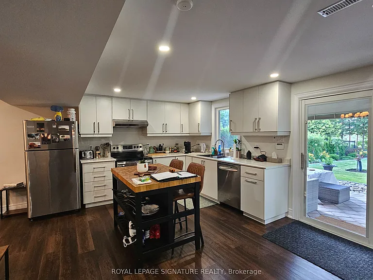 30 Craigleith Cres #LOWER — Photo 16