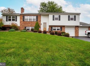 1109 Tuckerton Rd, Reading, PA 19605