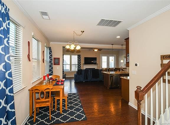 3rd image of 7316 Dulnian Way