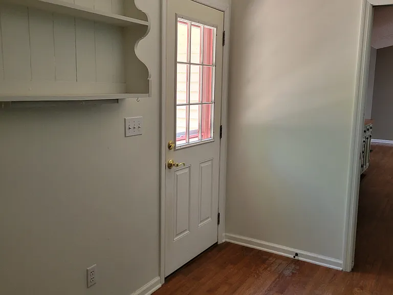 110 Hilton Ln — Photo 15