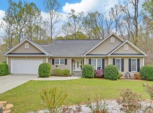 747 Henderson Falls Rd, Toccoa, GA 30577