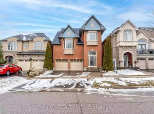 33 Brockdale St, Richmond Hill, ON L4E4W1