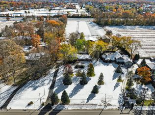 6945 Garden Rd, Maumee, OH 43537