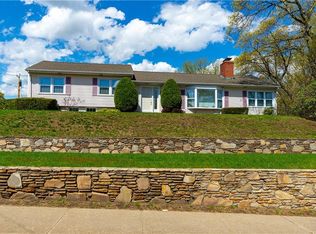 151 Toll Gate Rd, Warwick, RI 02886