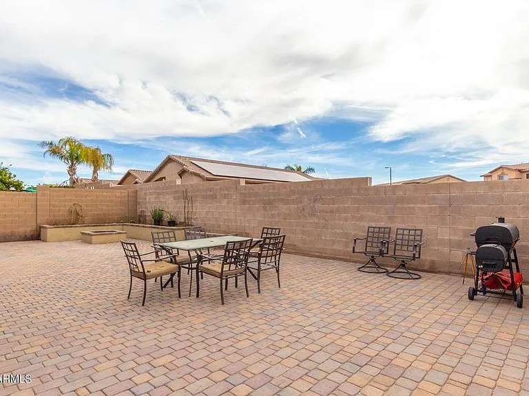 1265 W Fruit Tree Ln — Photo 4