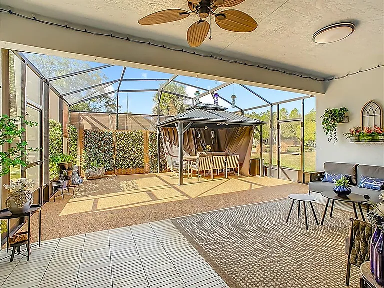 790 Carmel Ln — Photo 41