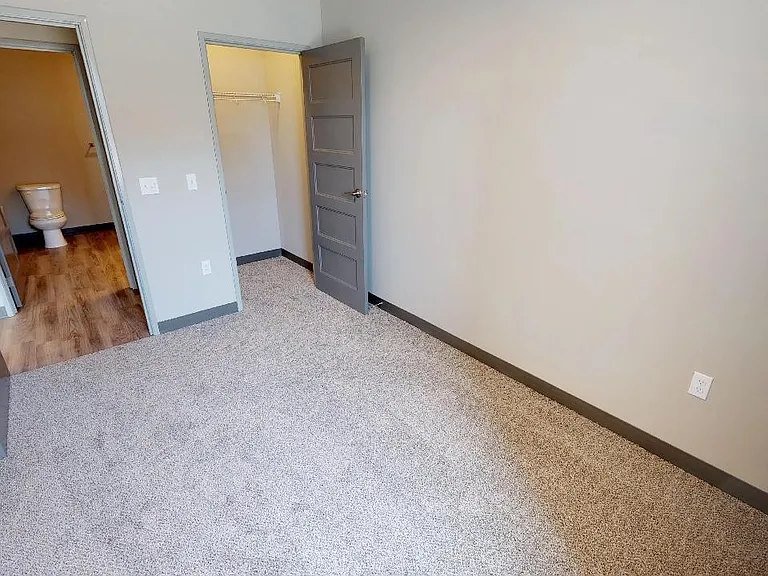 3315 Aurora Ave — Photo 8