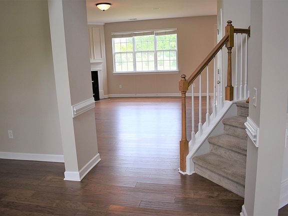 Entry, into Family room