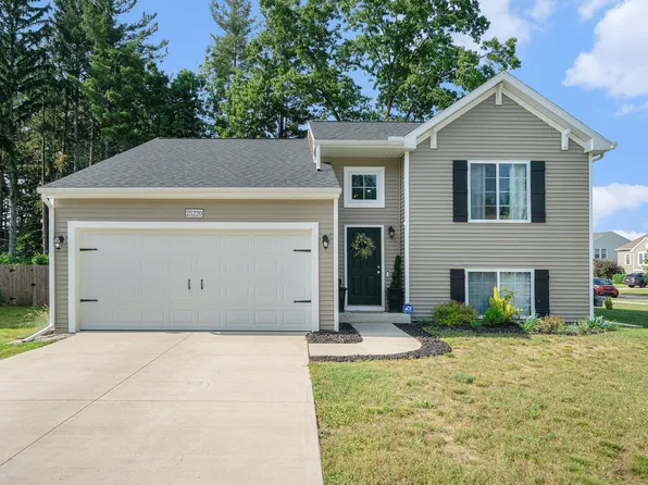 25220 Forest Ln, Mattawan, MI 49071