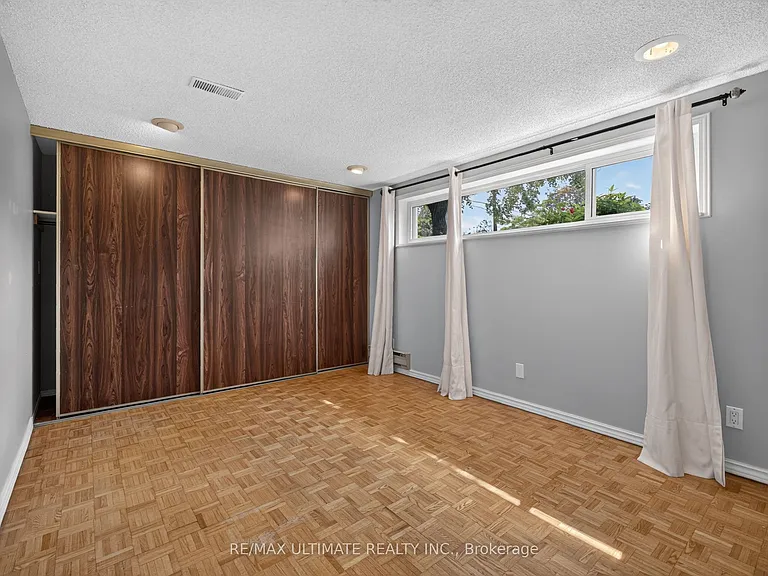 20 Wye Valley Rd #BASEMENT — Photo 13