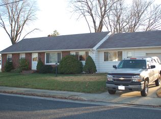 42 Delaware Dr, Penns Grove, NJ 08069