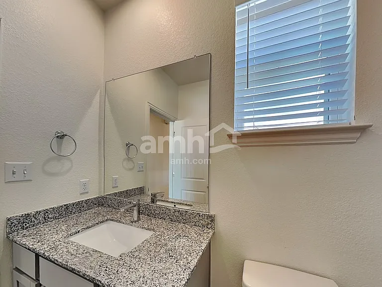 2718 Meadowood Hts — Photo 14