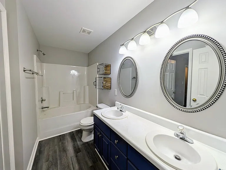 5804 Neuse Wood Dr — Photo 9