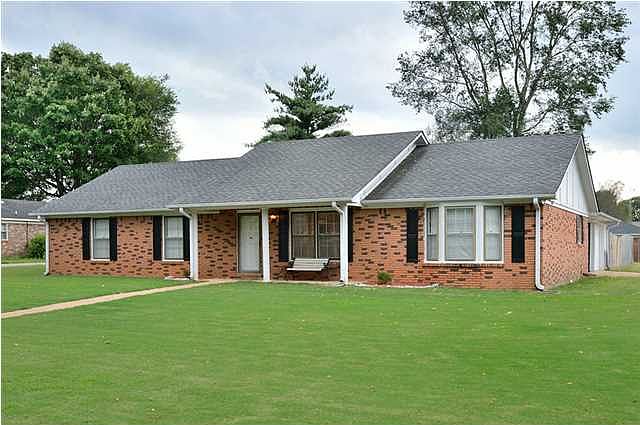 1st image of 133 Oak Hill Dr