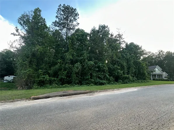 1017 County Road 553, Valley, AL 36854