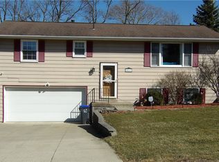 4019 Winchester Rd, Erie, PA 16506