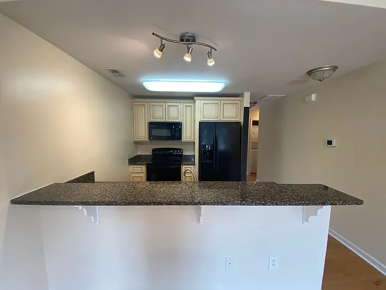 11 Maverick Dr — Photo 51