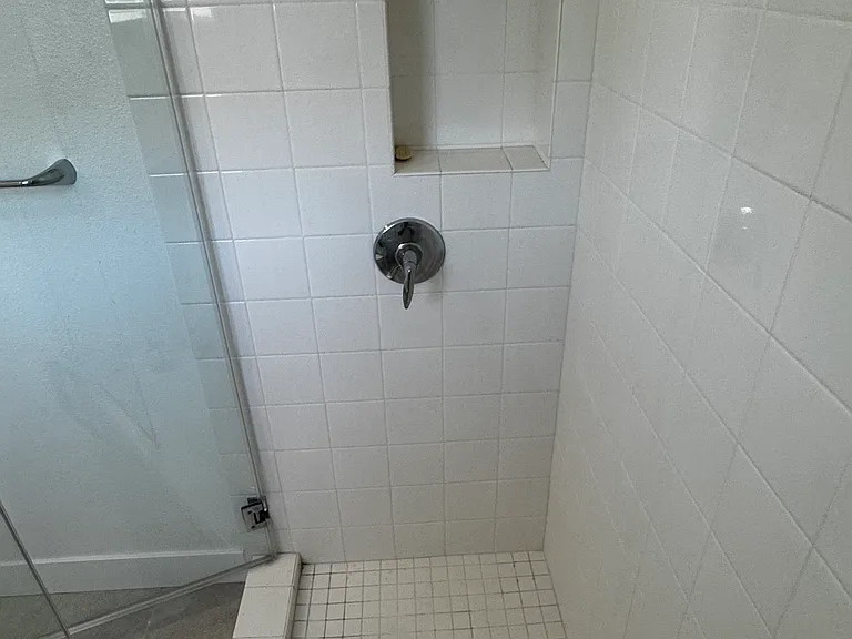 2650 Amora Cir #2650 — Photo 21