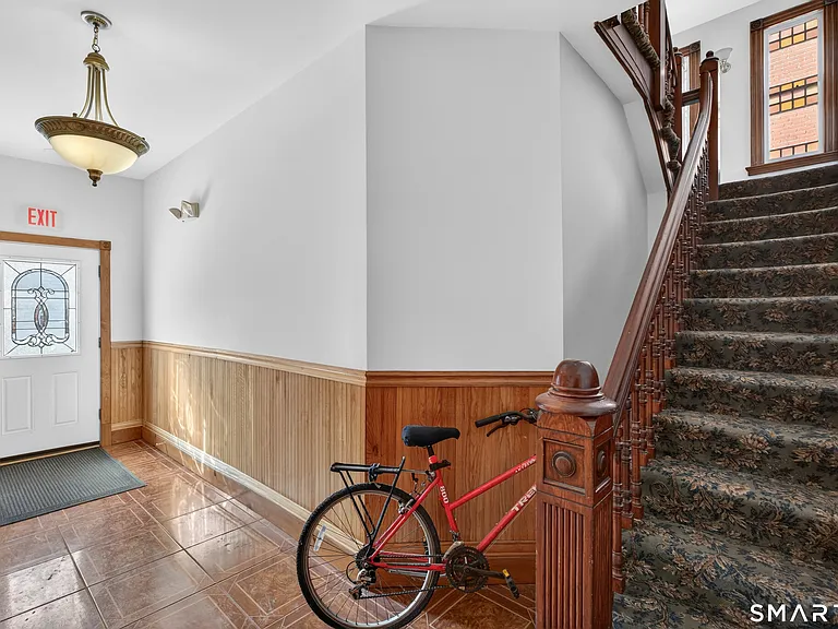 245 Edwards St #2R — Photo 14