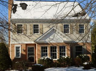 155 Old Meadow Rd, Canonsburg, PA 15317