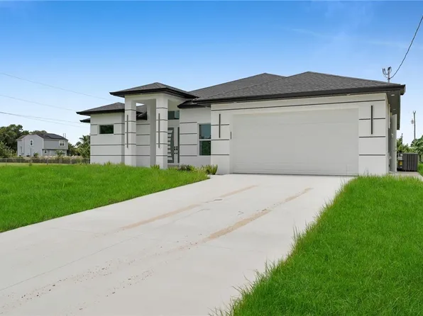 4704 Karen Ave S, Lehigh Acres, FL 33976