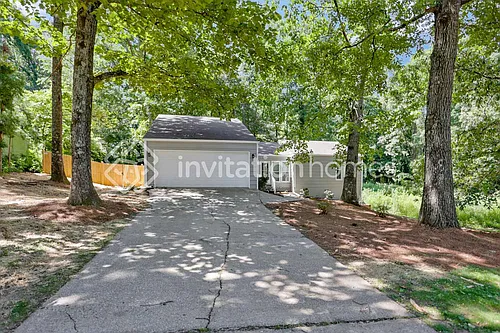 5421 S Lake Dr Photo 1