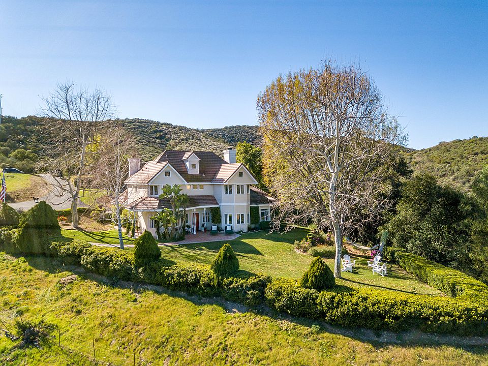 1st image of 455 Manzanita Ln