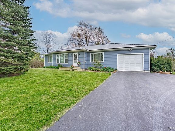 2nd image of 7964 Chestnut Ridge Rd