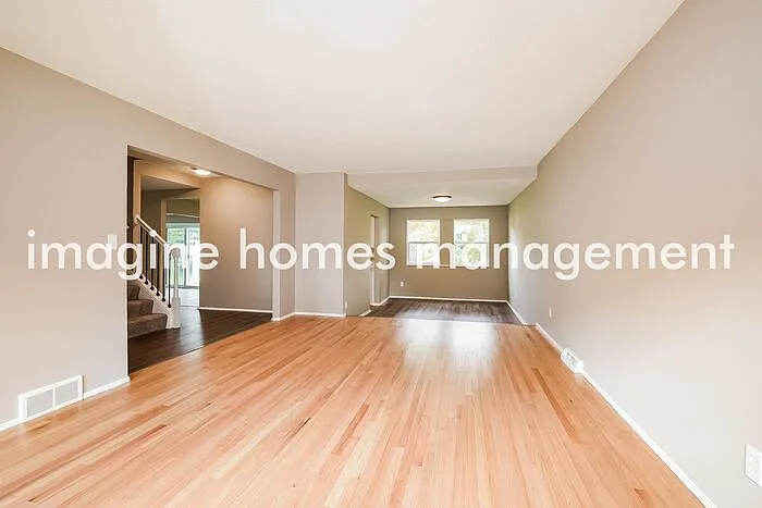 6602 Forest Glen Ave — Photo 2