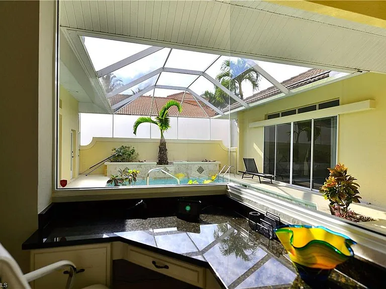 634 Soliel Dr — Photo 4
