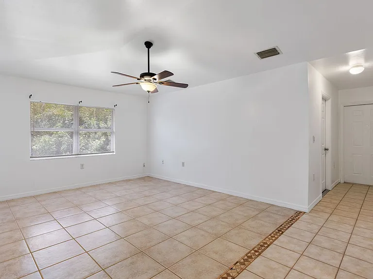 221 Meadow Rd — Photo 5