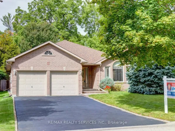 10 Brent Rd, East Gwillimbury, ON L9N 1R9