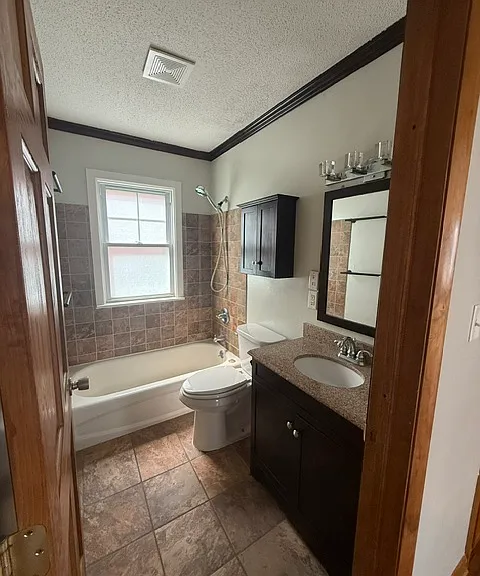725 Wyoming Ave — Photo 8