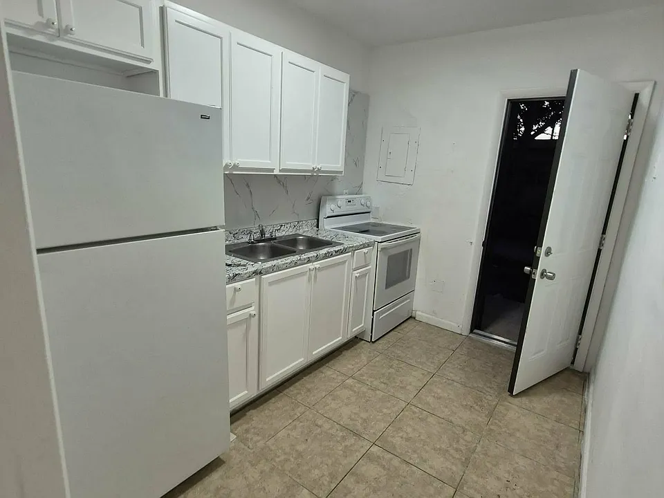 1450 NW 7th Ct #1454