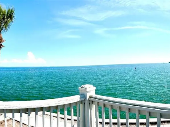 5285 Coquina Key Dr SE APT C, Saint Petersburg, FL 33705