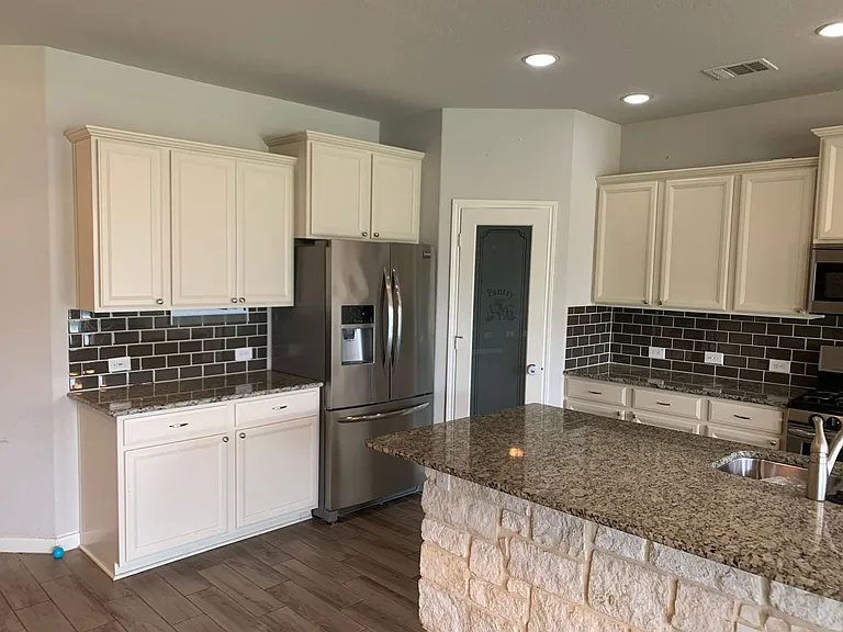338 Oak Creek Way — Photo 10