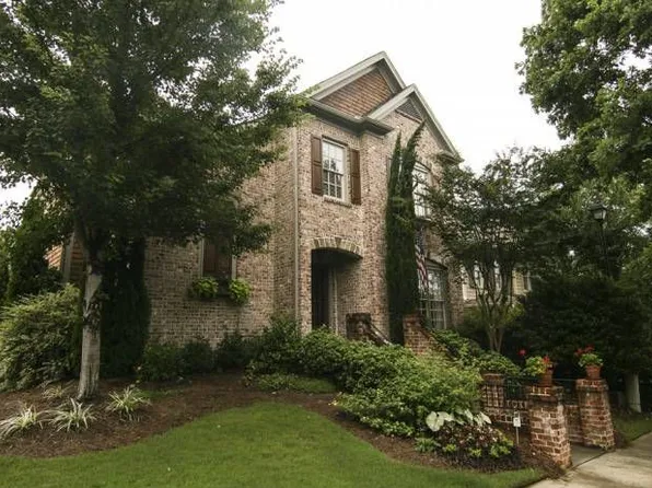 904 Manor Parc Dr, Decatur, GA 30033