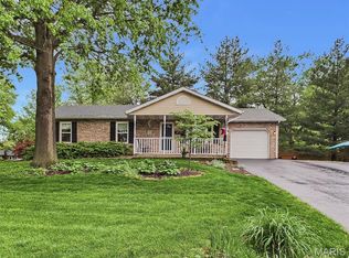 516 Lanahan Dr, Troy, IL 62294