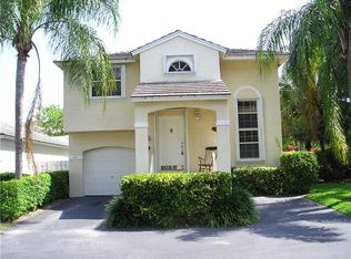 9853 NW 2nd St, Plantation, FL 33324