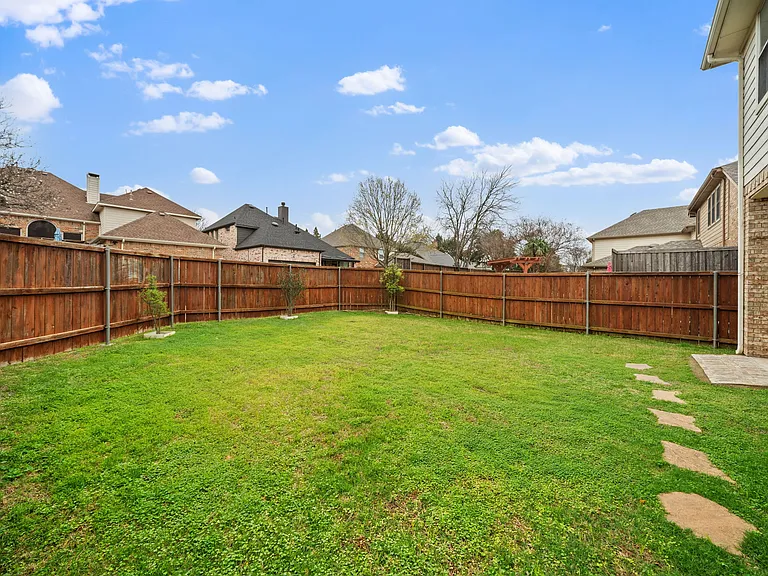 1571 Coastal Dr — Photo 35