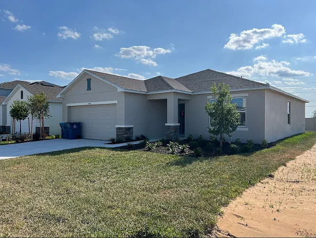 3 bed, 1500 sqft, $2,000 — Photo 2