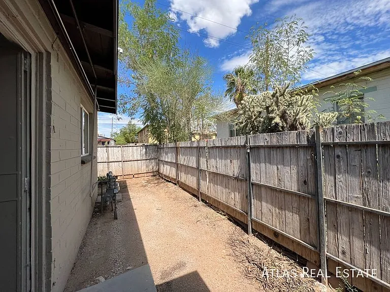 26 E Glenn St #26 — Photo 8